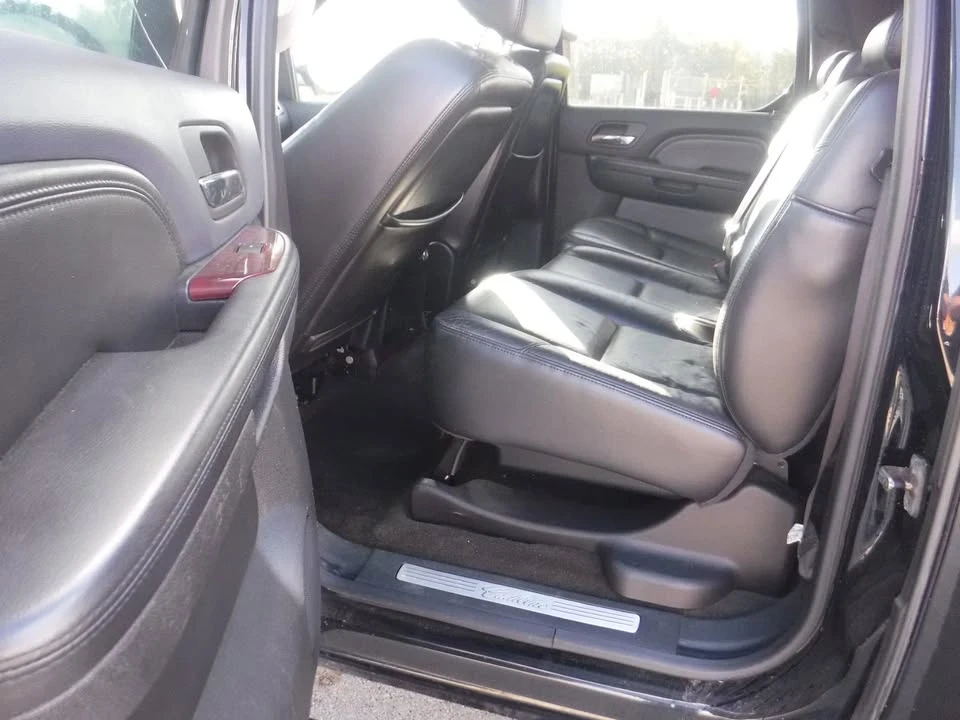 2008 Cadillac Escalade & EXT 3rd Gen - Image 10 of 15