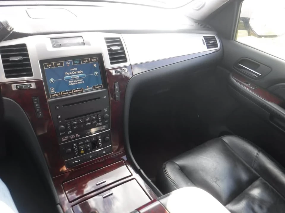 2008 Cadillac Escalade & EXT 3rd Gen - Image 15 of 15