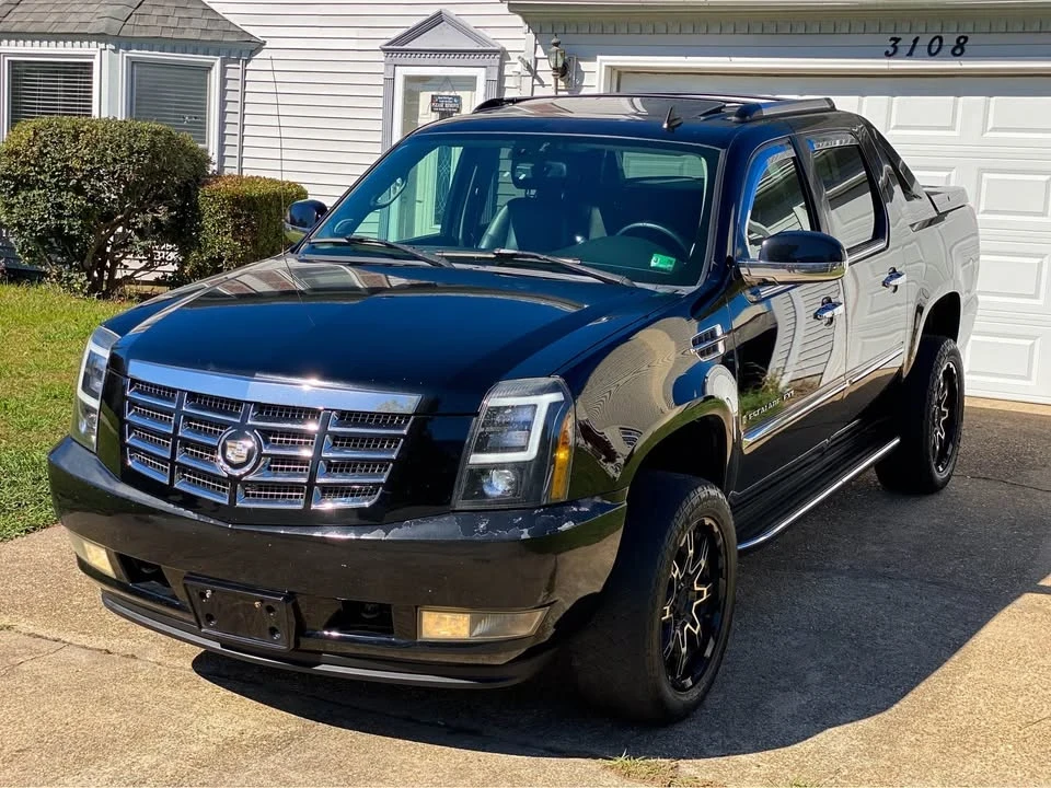 2008 Cadillac Escalade & EXT 3rd Gen - Image 3 of 20
