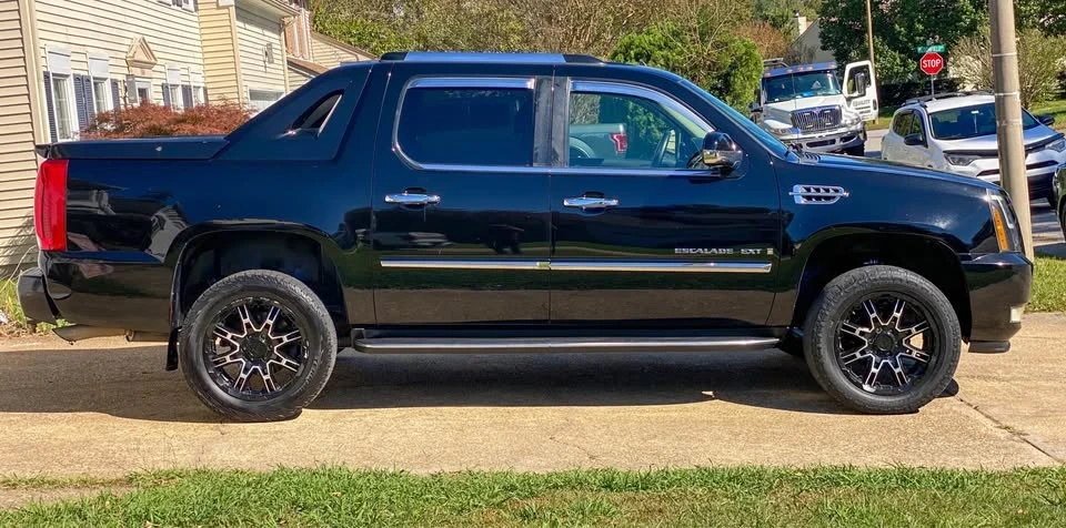 2008 Cadillac Escalade & EXT 3rd Gen - Image 10 of 20