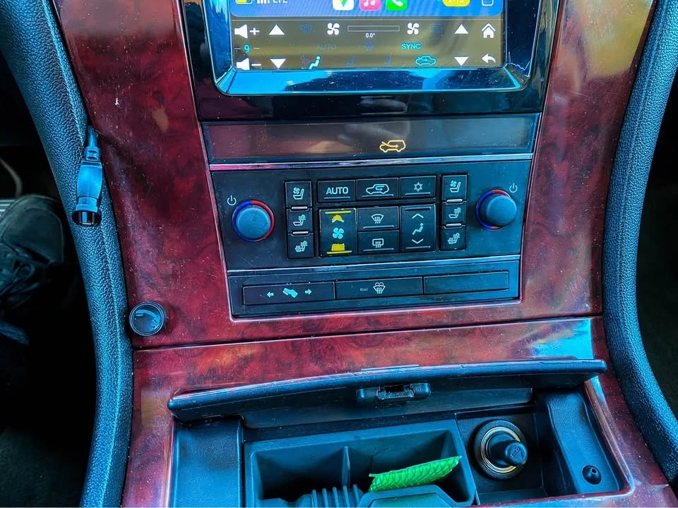 2008 Cadillac Escalade & EXT 3rd Gen - Image 19 of 20