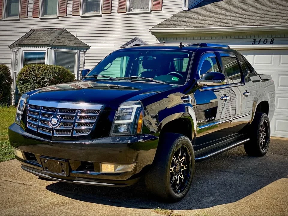 2008 Cadillac Escalade & EXT 3rd Gen - Image 4 of 20