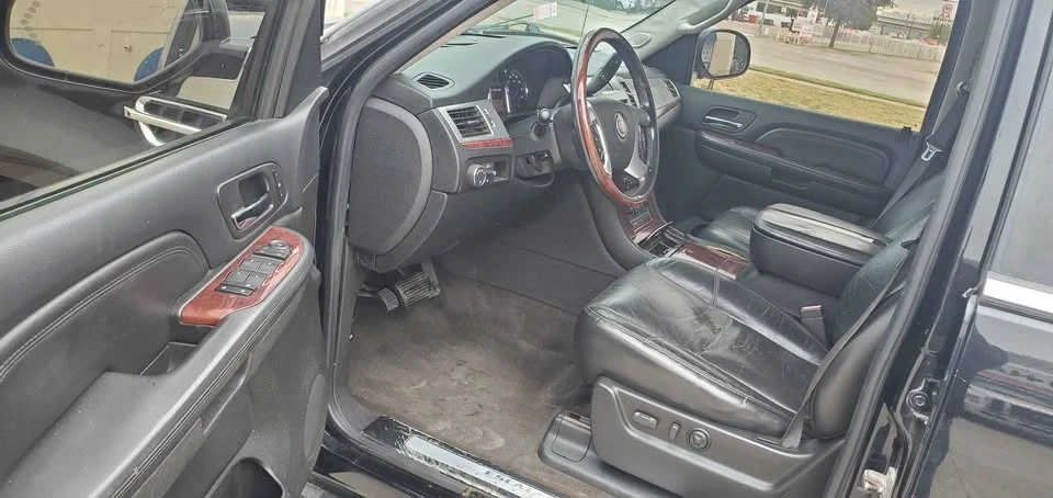 2008 Cadillac Escalade & EXT 3rd Gen - Image 6 of 9