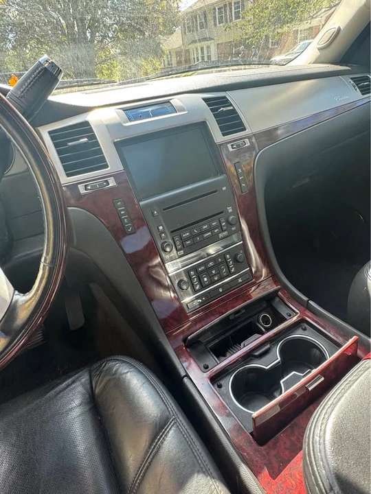 2008 Cadillac Escalade & EXT 3rd Gen - Image 5 of 6
