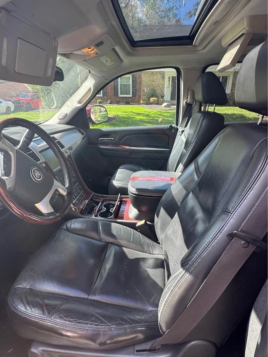 2008 Cadillac Escalade & EXT 3rd Gen - Image 4 of 6