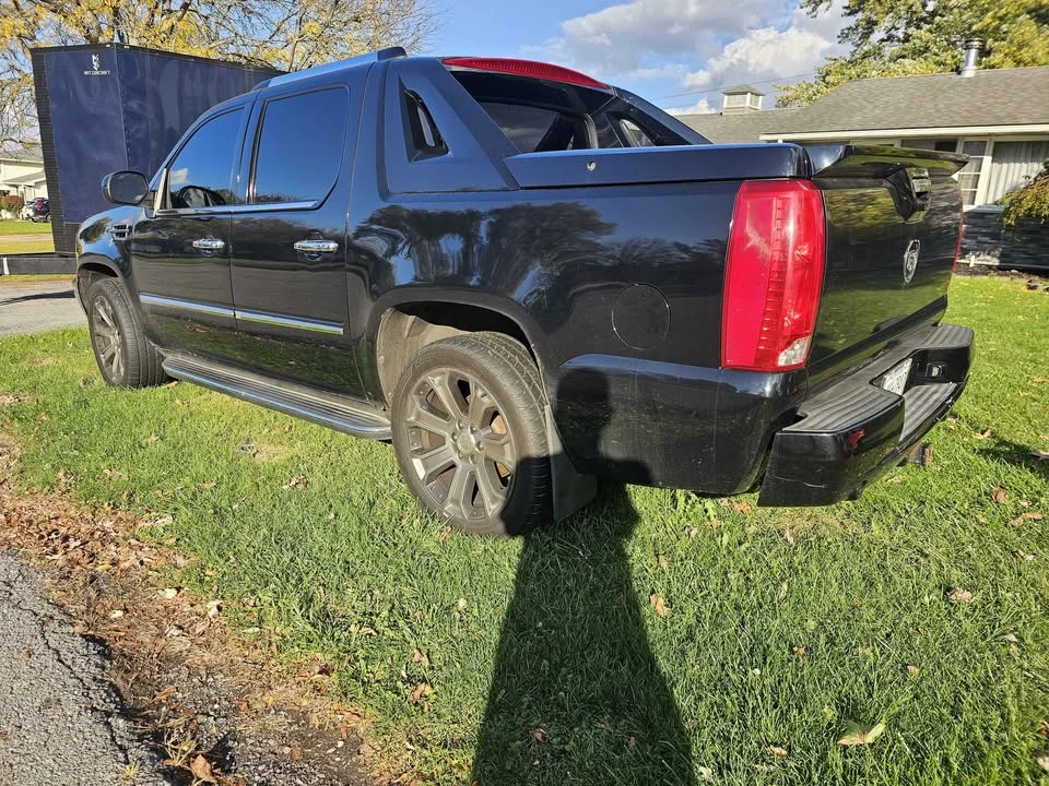 2008 Cadillac Escalade & EXT 3rd Gen - Image 3 of 7