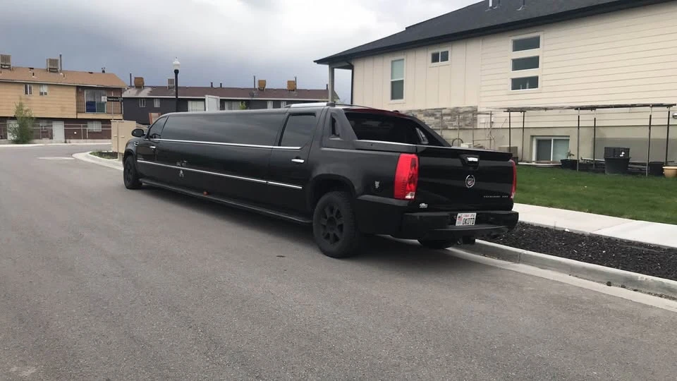 2008 Cadillac Escalade & EXT 3rd Gen - Image 3 of 13