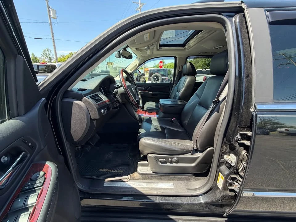2008 Cadillac Escalade & EXT 3rd Gen - Image 4 of 20