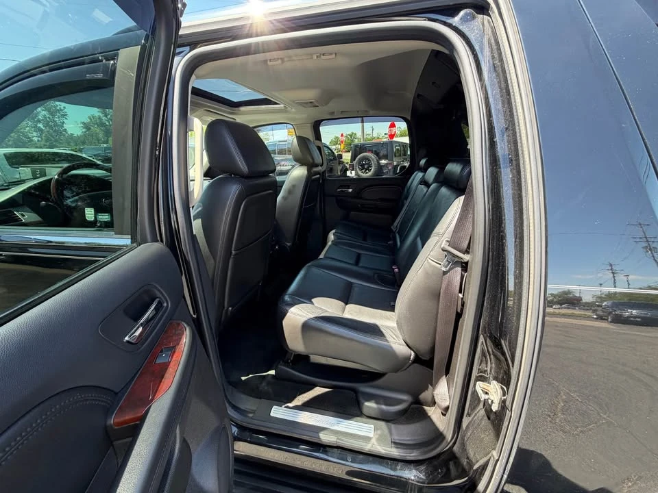 2008 Cadillac Escalade & EXT 3rd Gen - Image 5 of 20