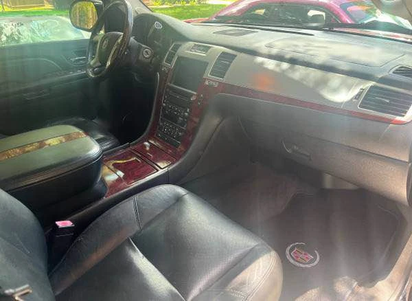 2008 Cadillac Escalade & EXT 3rd Gen - Image 14 of 21