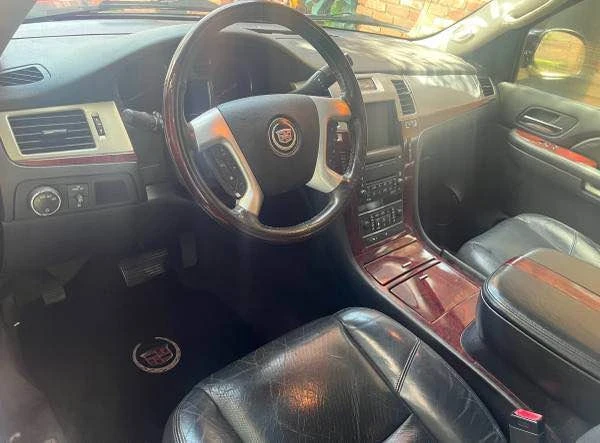 2008 Cadillac Escalade & EXT 3rd Gen - Image 8 of 20