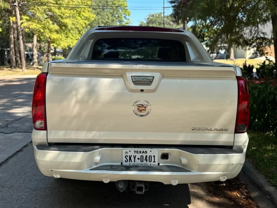 2008 Cadillac Escalade & EXT 3rd Gen - Image 9 of 17