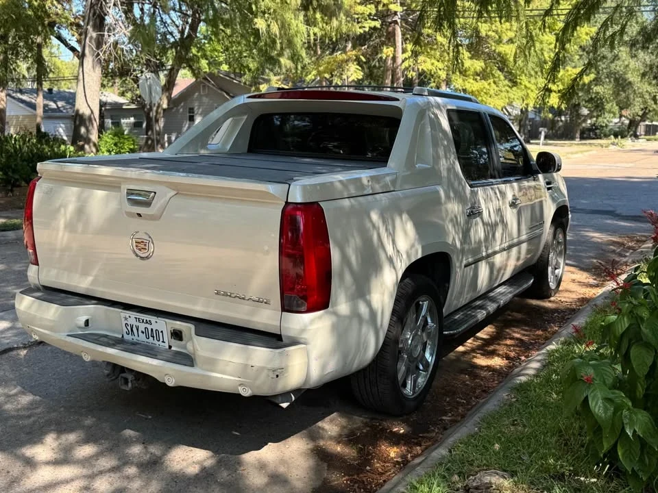 2008 Cadillac Escalade & EXT 3rd Gen - Image 7 of 17