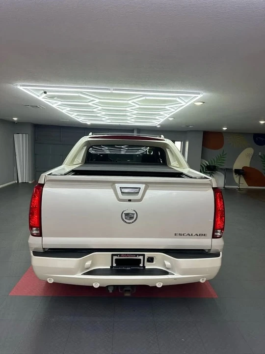 2008 Cadillac Escalade & EXT 3rd Gen - Image 3 of 20