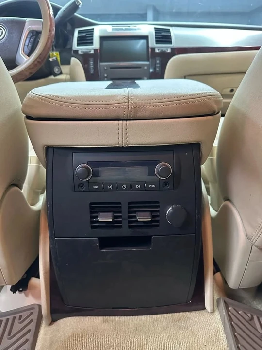 2008 Cadillac Escalade & EXT 3rd Gen - Image 15 of 20