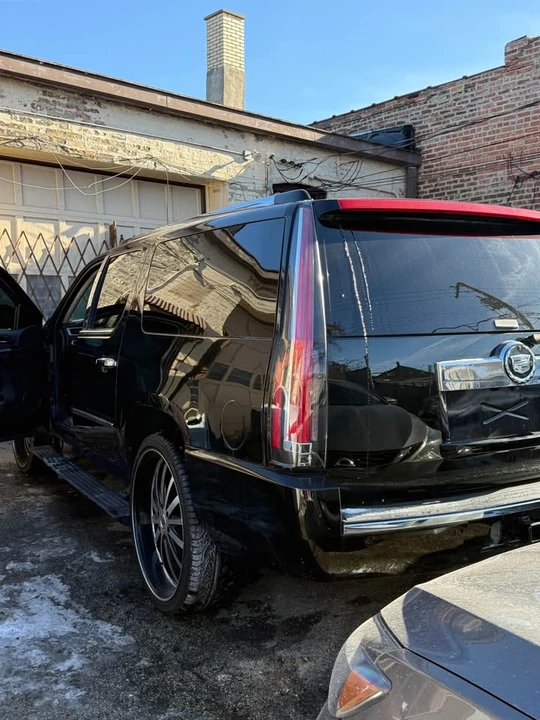 2008 Cadillac Escalade & EXT 3rd Gen - Image 5 of 5