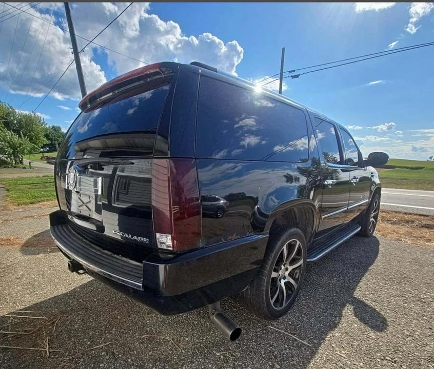 2008 Cadillac Escalade & EXT 3rd Gen - Image 10 of 20