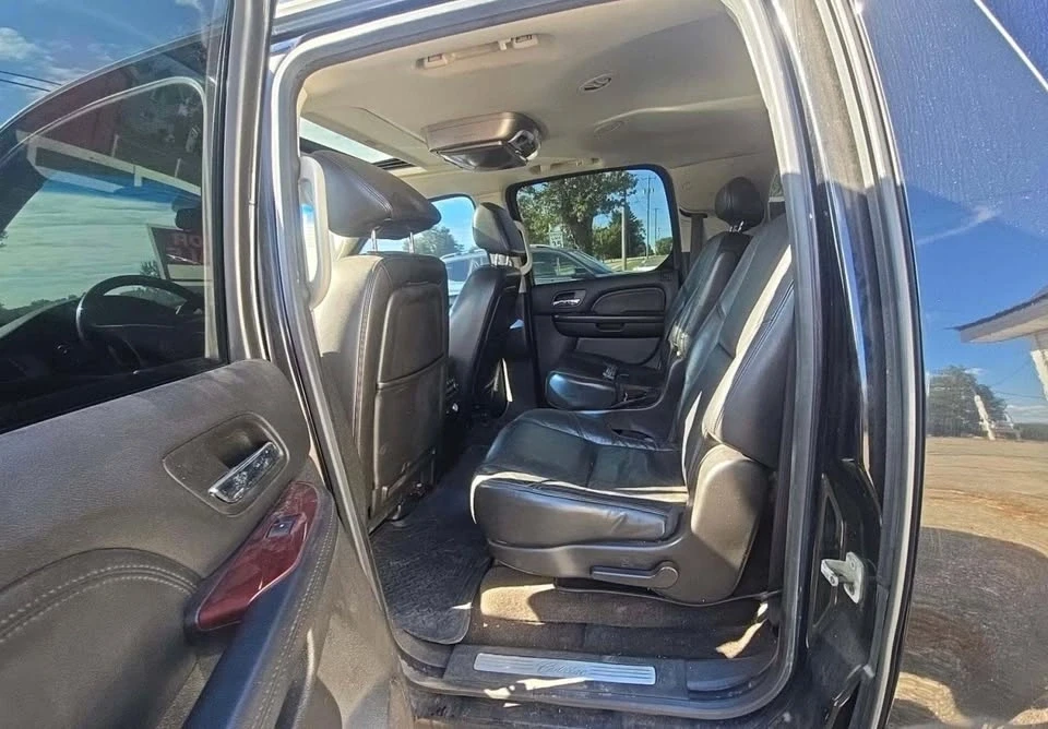 2008 Cadillac Escalade & EXT 3rd Gen - Image 4 of 20