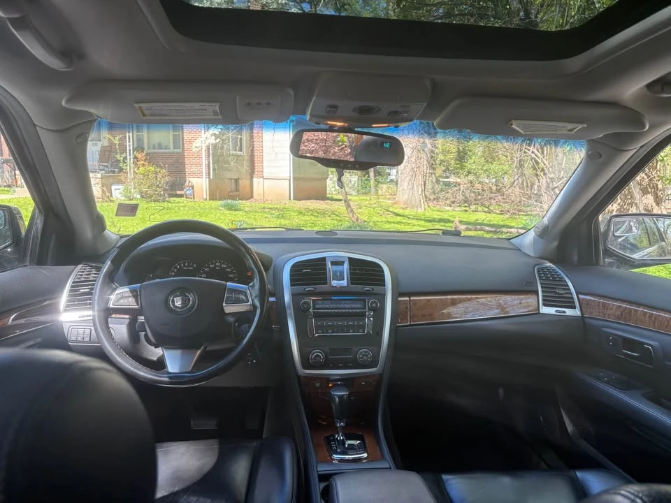 2008 Cadillac SRX - Image 3 of 7
