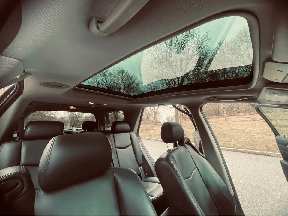 2008 Cadillac SRX - Image 12 of 18