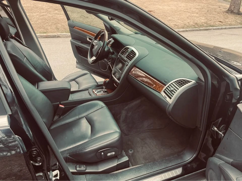 2008 Cadillac SRX - Image 9 of 18