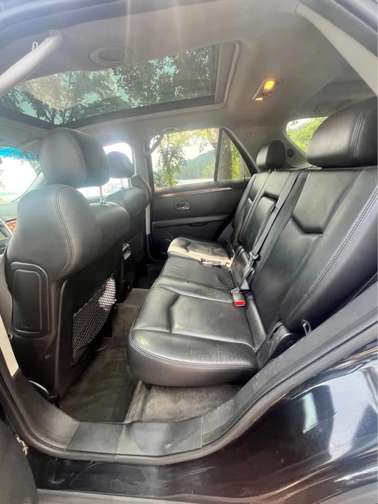 2008 Cadillac SRX - Image 7 of 11