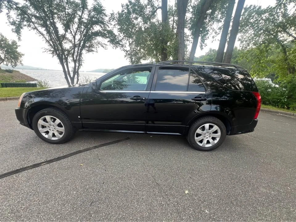 2008 Cadillac SRX - Image 3 of 11
