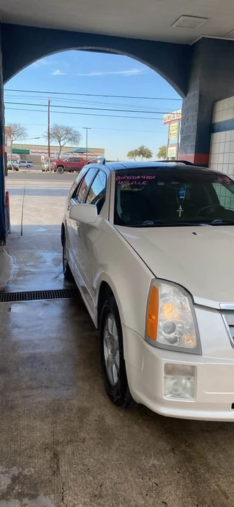 2008 Cadillac SRX - Image 2 of 4