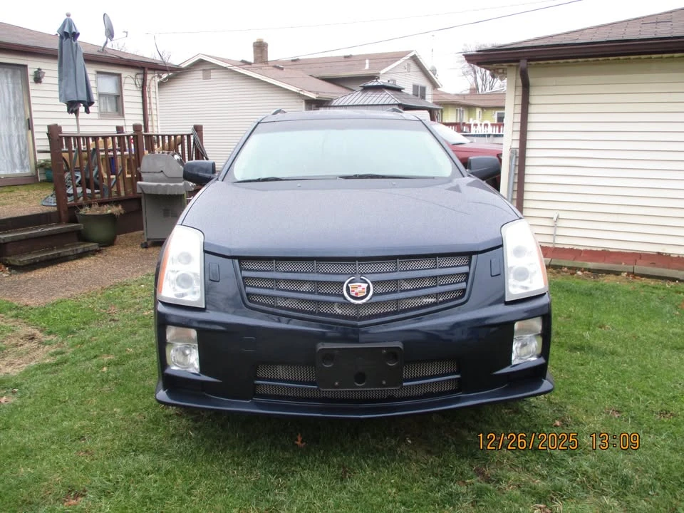 2008 Cadillac SRX - Image 2 of 10