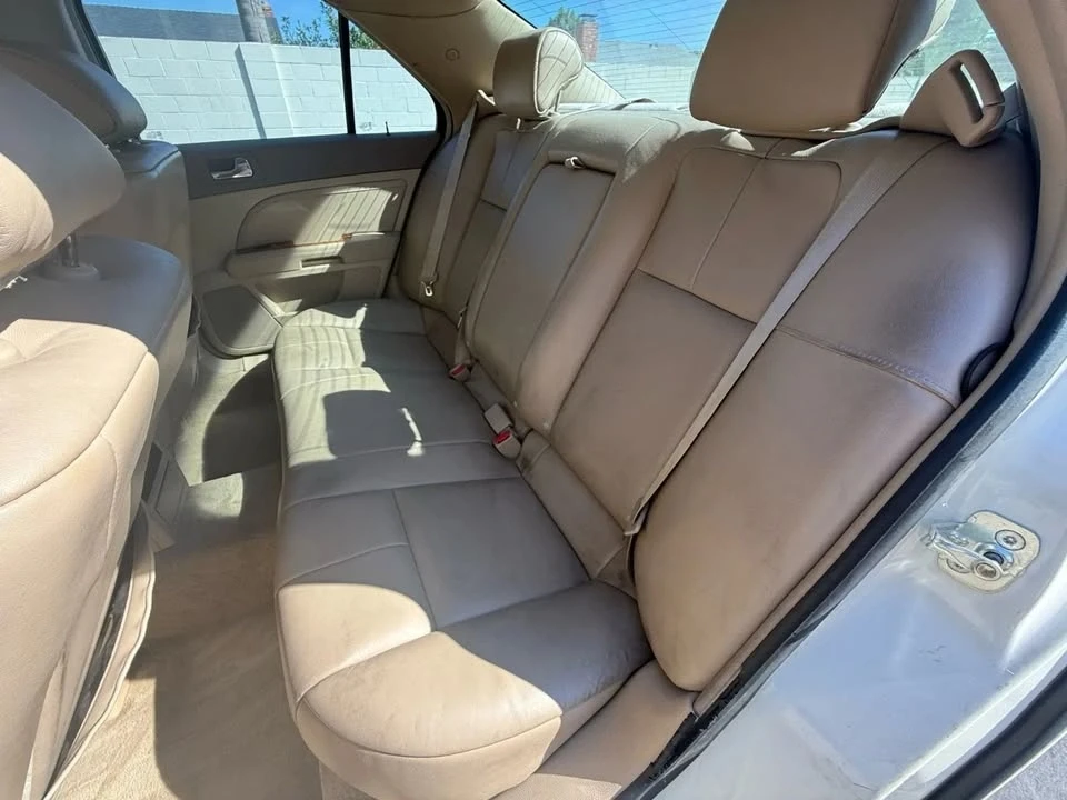 2008 Cadillac STS - Image 5 of 10