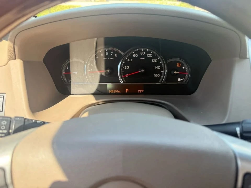 2008 Cadillac STS - Image 9 of 10
