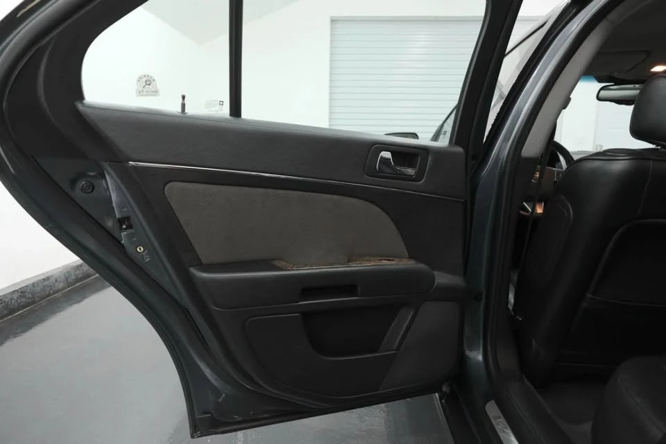 2008 Cadillac STS - Image 18 of 20