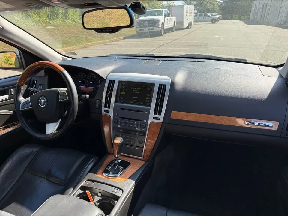 2008 Cadillac STS - Image 17 of 20