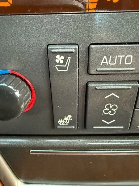 2008 Cadillac STS - Image 15 of 18