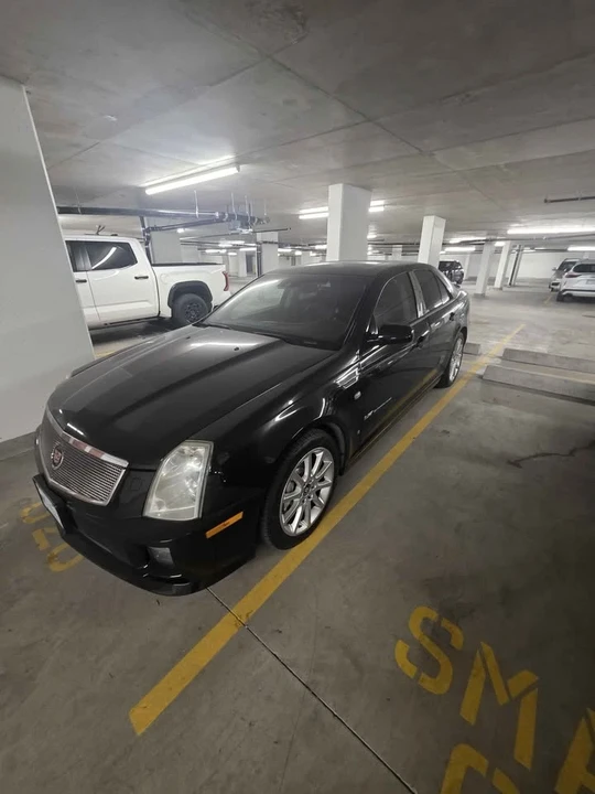 2008 Cadillac STS - Image 2 of 6