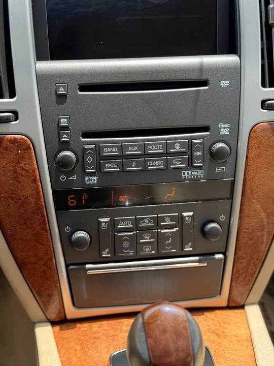2008 Cadillac STS - Image 17 of 20