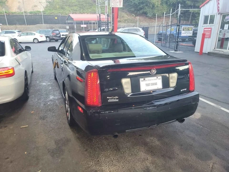 2008 Cadillac STS - Image 2 of 4