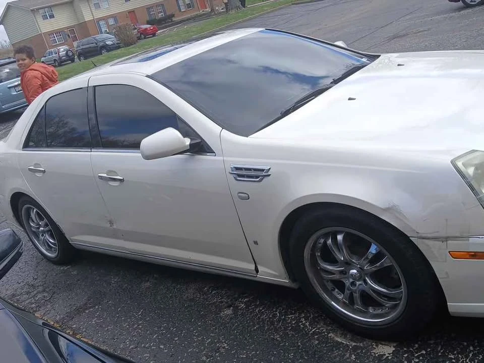 2008 Cadillac STS - Image 4 of 5
