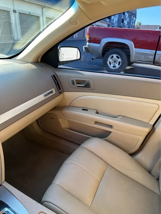 2008 Cadillac STS - Image 8 of 16