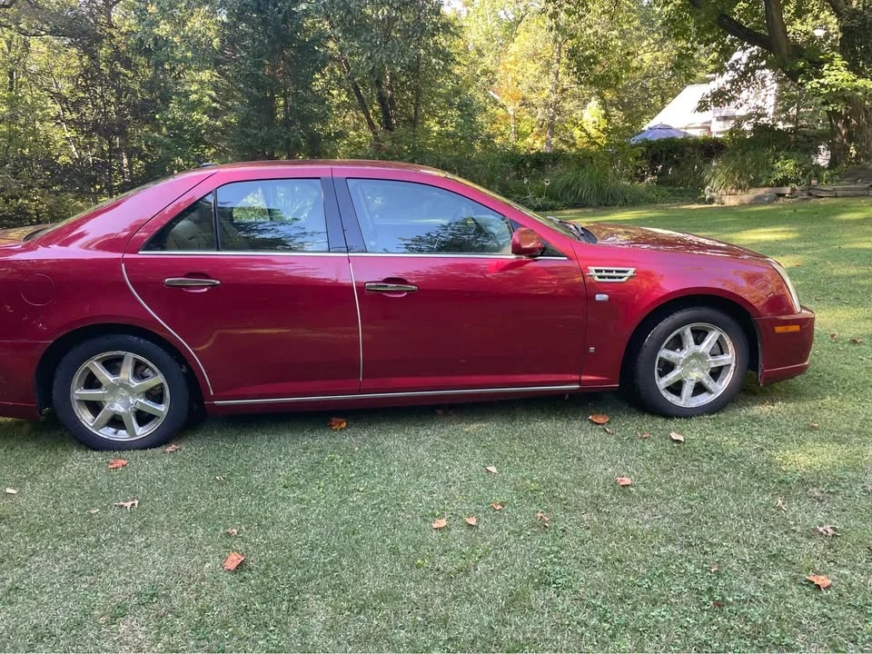 2008 Cadillac STS - Image 5 of 10