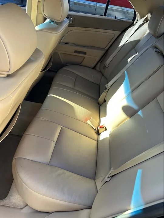 2008 Cadillac STS - Image 11 of 16