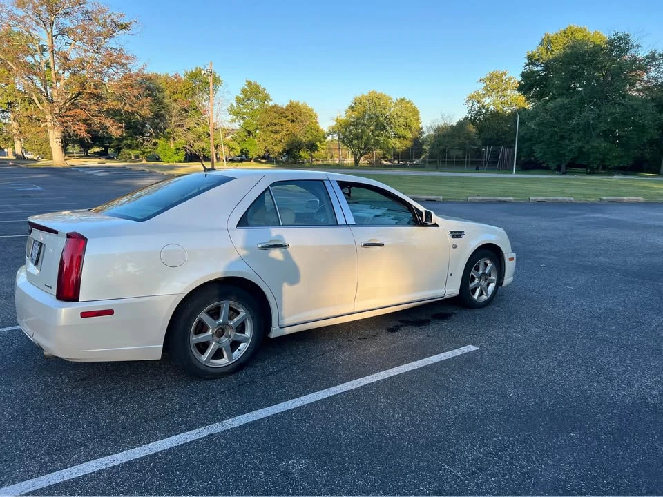 2008 Cadillac STS - Image 4 of 6