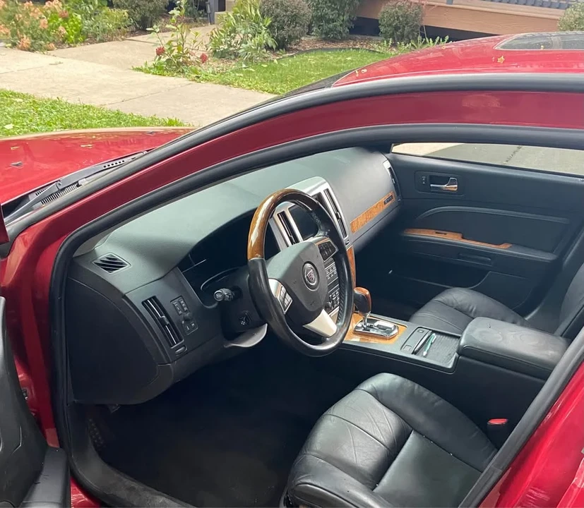 2008 Cadillac STS - Image 6 of 8