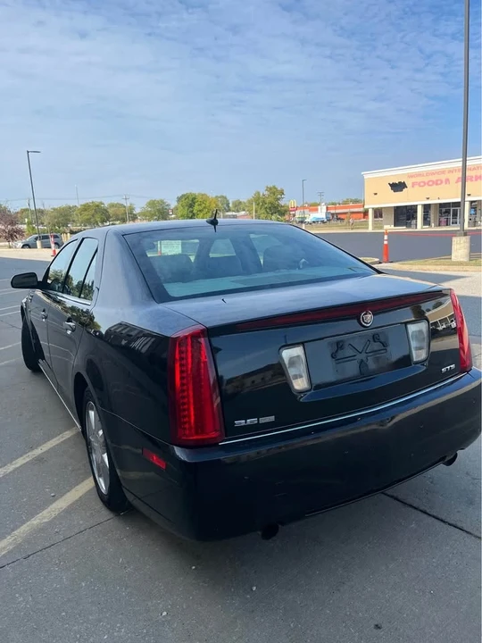2008 Cadillac STS - Image 4 of 17