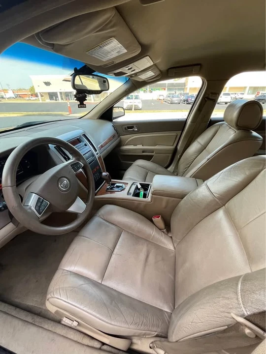 2008 Cadillac STS - Image 12 of 17