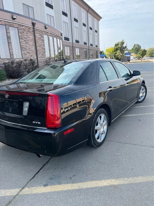 2008 Cadillac STS - Image 6 of 17