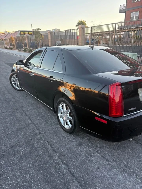 2008 Cadillac STS - Image 5 of 10