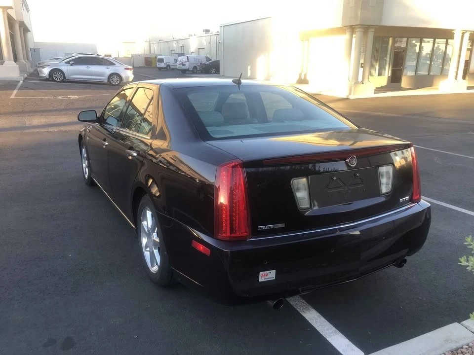 2008 Cadillac STS - Image 5 of 9