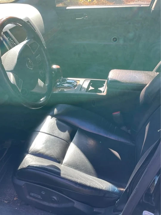 2008 Cadillac STS - Image 11 of 16