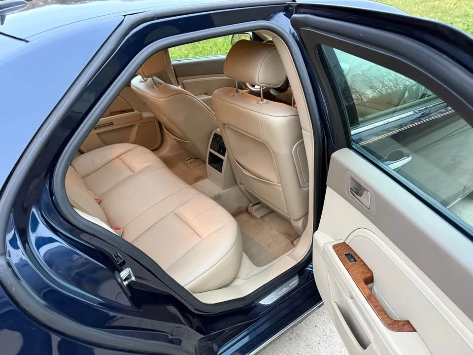 2008 Cadillac STS - Image 10 of 13